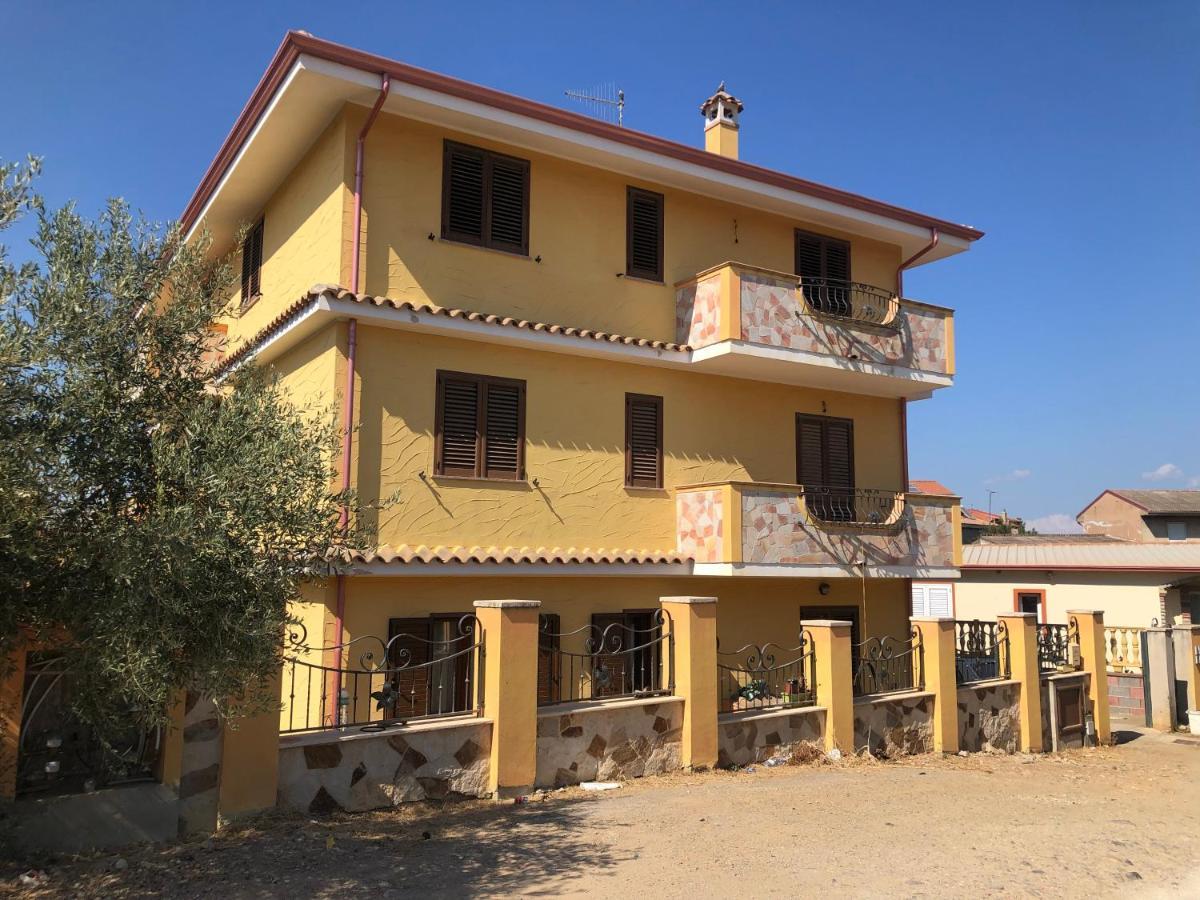 דירות Giba Casa Vacanze Al Parco מראה חיצוני תמונה